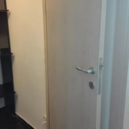 Apartament Kristal 아파트 바르나
